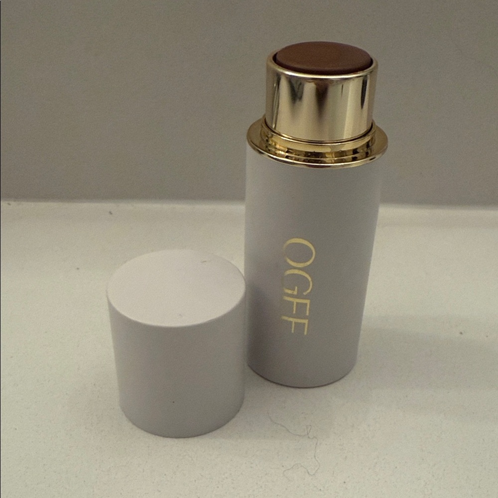 Ogee Bronzer in Copper - Picture 2 of 3